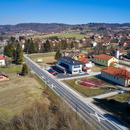 Marien Haus Hotel Карловац Екстериор снимка