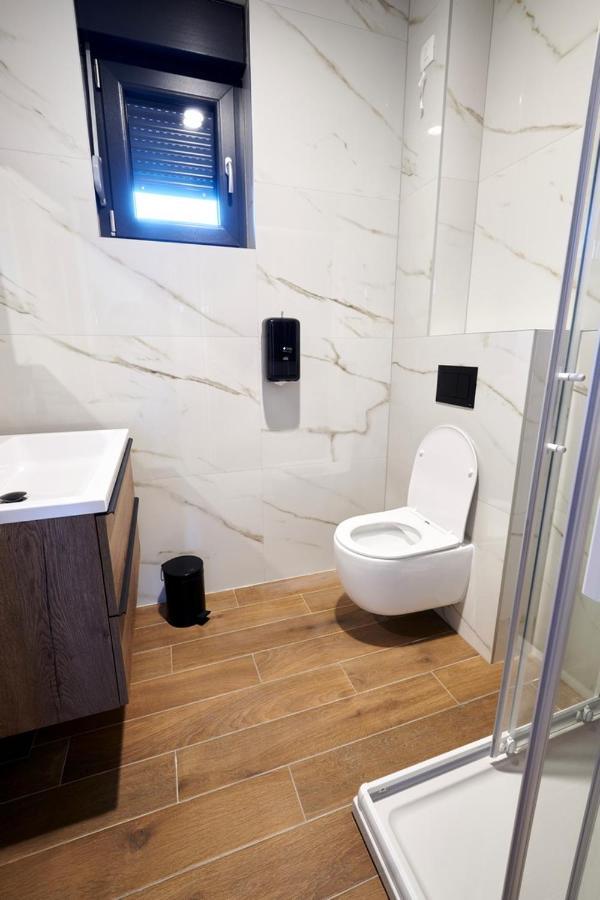 Marien Haus Hotel Карловац Екстериор снимка