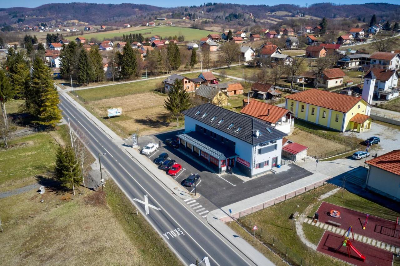 Marien Haus Hotel Карловац Екстериор снимка