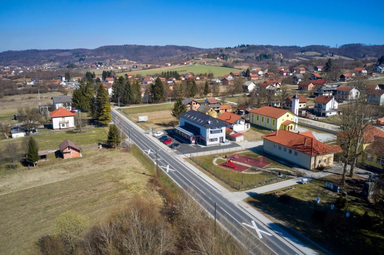 Marien Haus Hotel Карловац Екстериор снимка