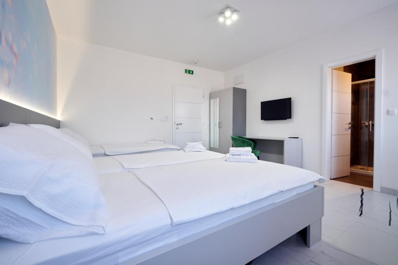 Marien Haus Hotel Карловац Екстериор снимка